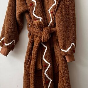 Pottery Barn Gingerbread Robe Adult Size M-Pre-owned like New